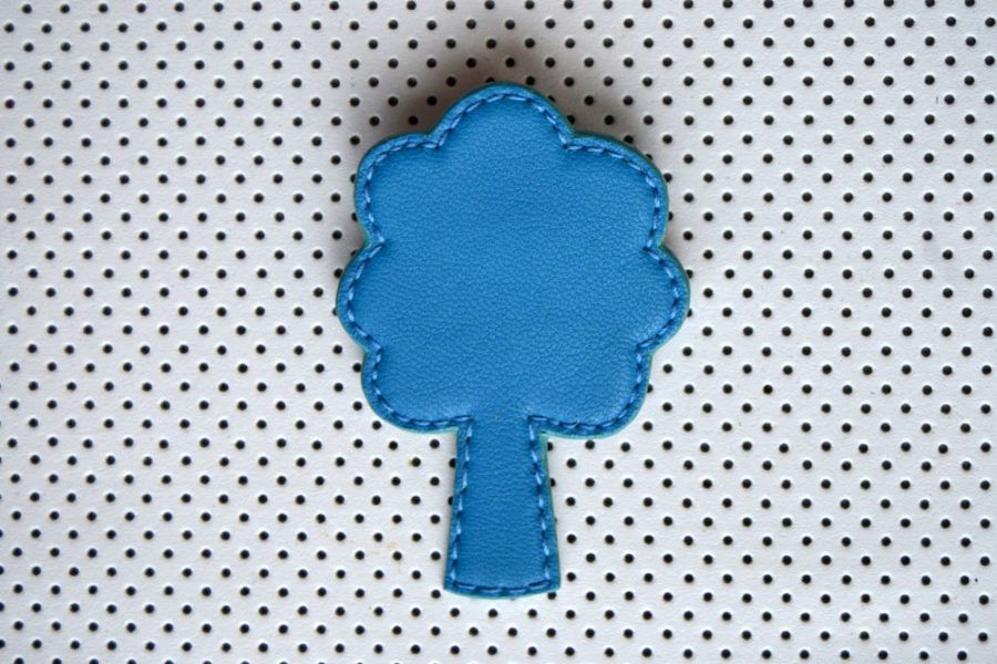 Broche arbre en cuir de chèvre, doublée cuir velours